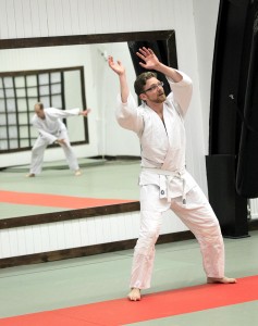 Borås Aikidoklubb i BT, Mikael Bengtsson Björn Fredberg Uppvärmning